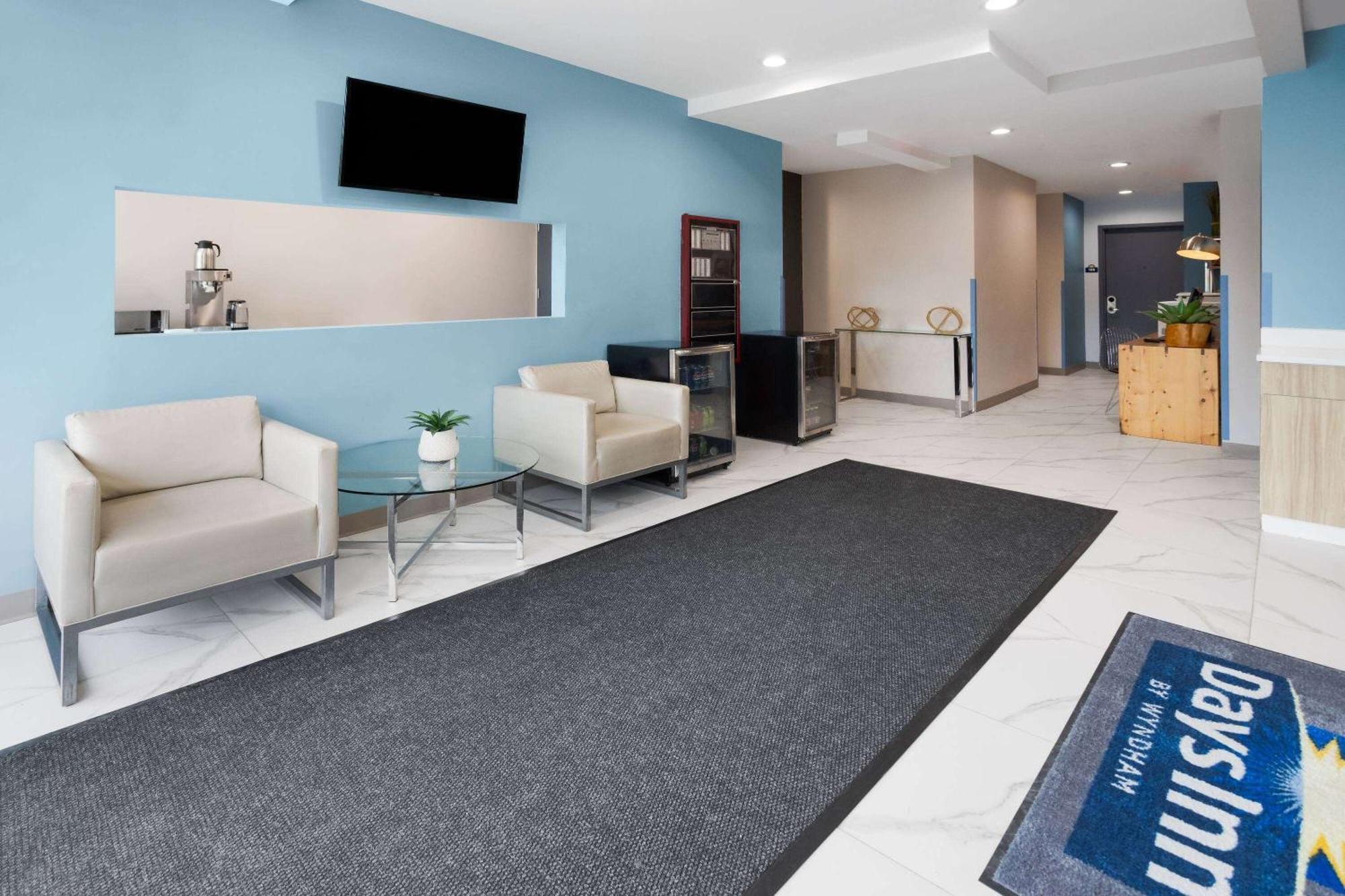 Days Inn By Wyndham Staten Island New York Exterior foto